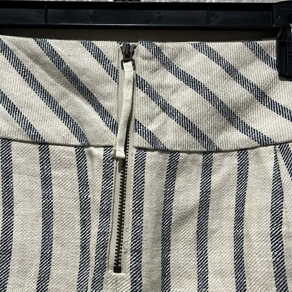 J Crew Striped Linen Crossover Wrap Mini Skirt Size 8 Cream Navy Blue - Picture 6 of 9
